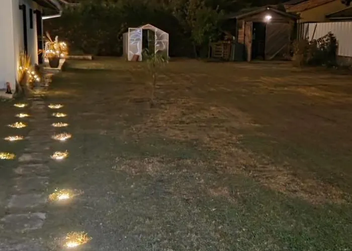 Maison Cosy * Ambares-et-Lagrave